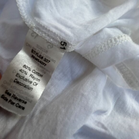 Cabi Womens Scoop Neck Sleeveless White Aztec Racerback Tank Top Large NWOT - Picture 4 of 8